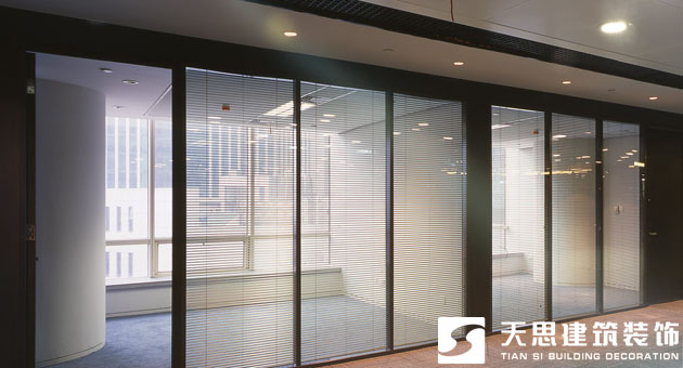 <a href=//sxxxckj.cn/ target=_blank class=infotextkey>合肥办公室装修</a>玻璃